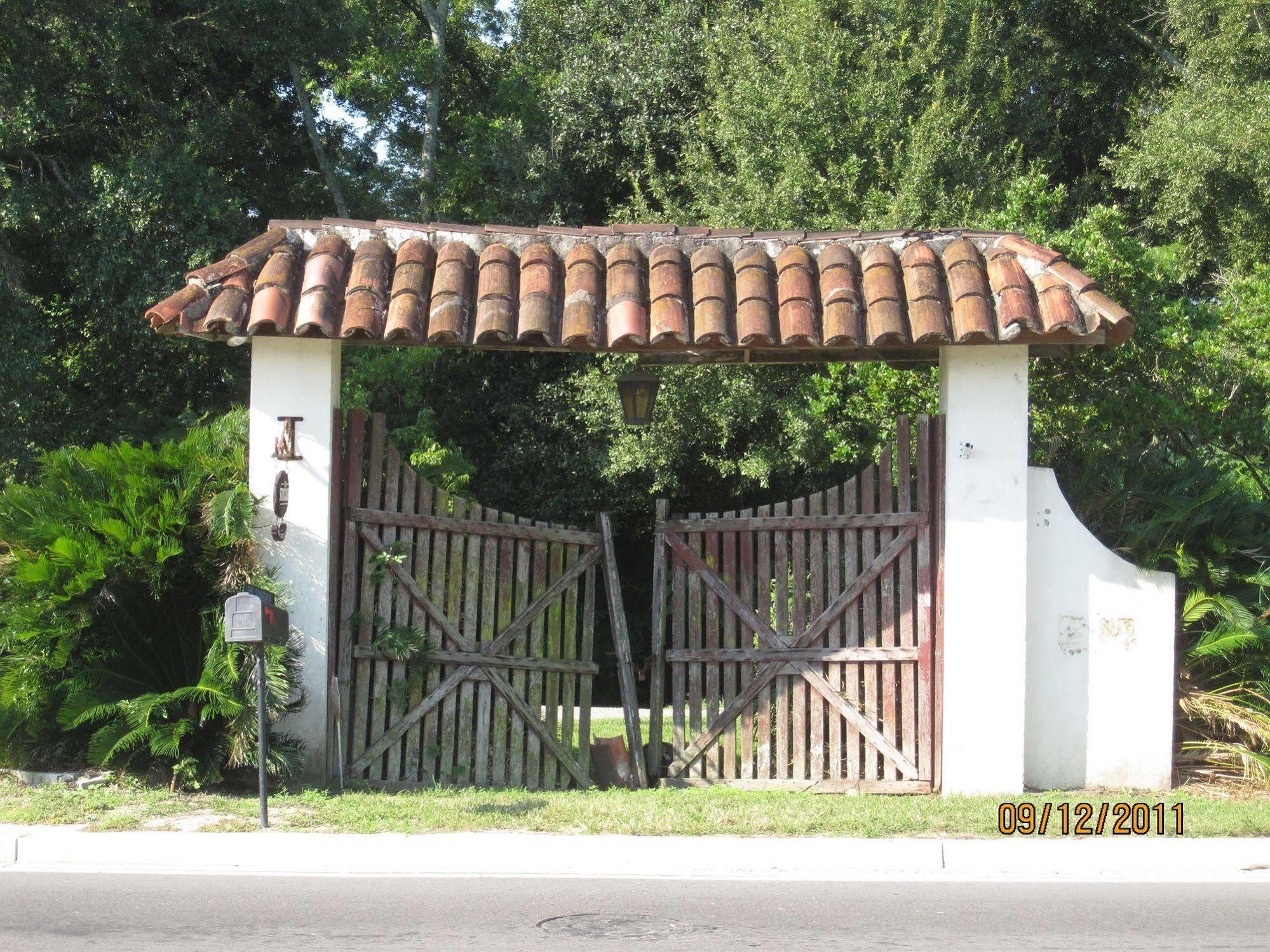 The Stockade Bed And Breakfast Μπατόν Ρουζ Εξωτερικό φωτογραφία