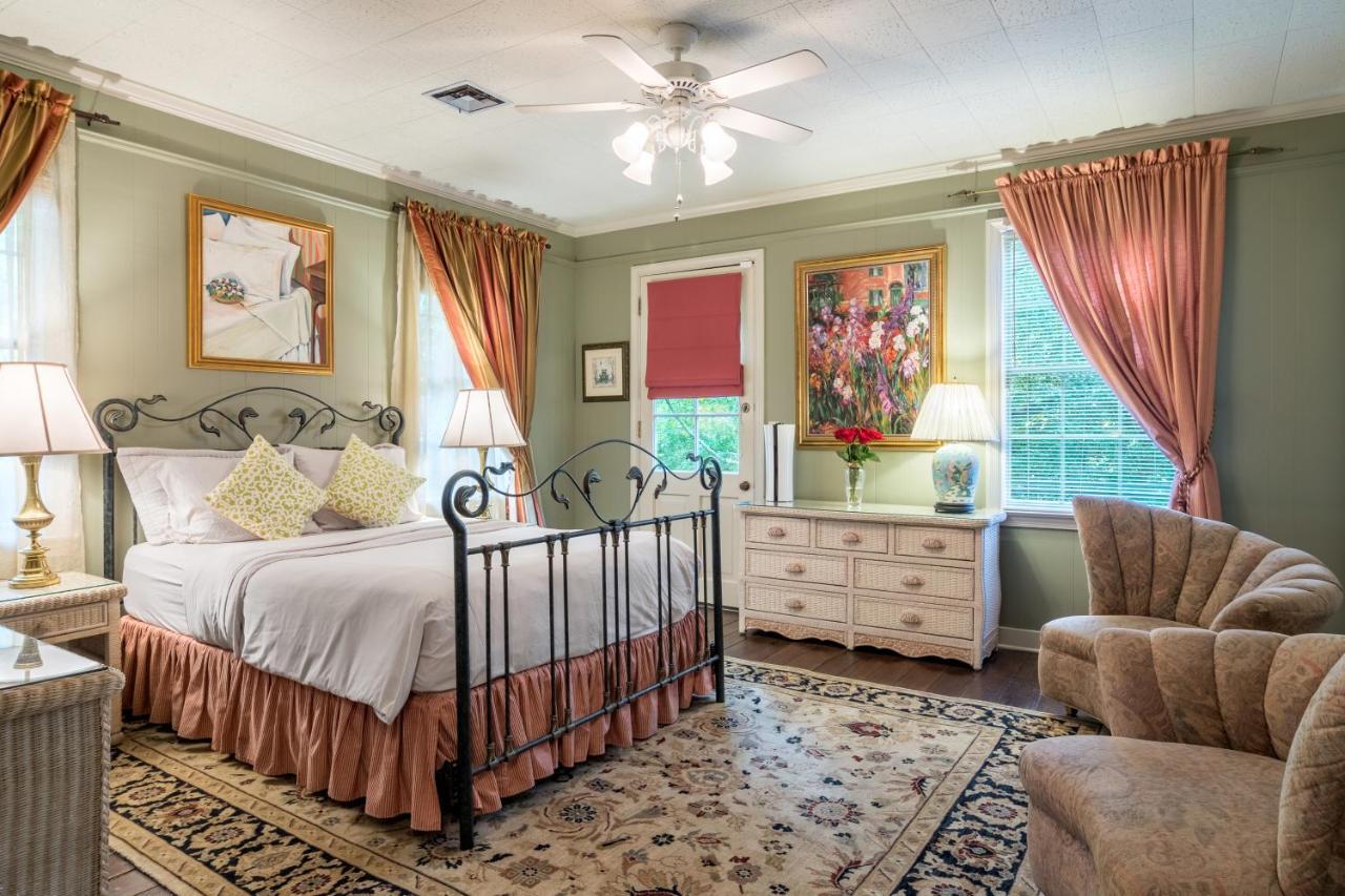The Stockade Bed And Breakfast Μπατόν Ρουζ Εξωτερικό φωτογραφία
