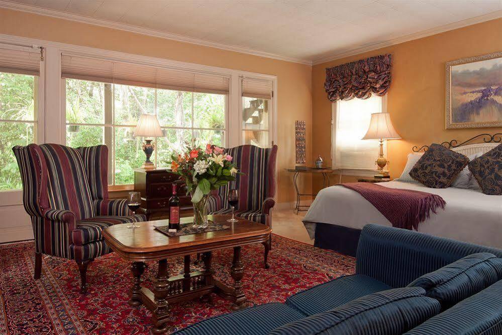 The Stockade Bed And Breakfast Μπατόν Ρουζ Εξωτερικό φωτογραφία